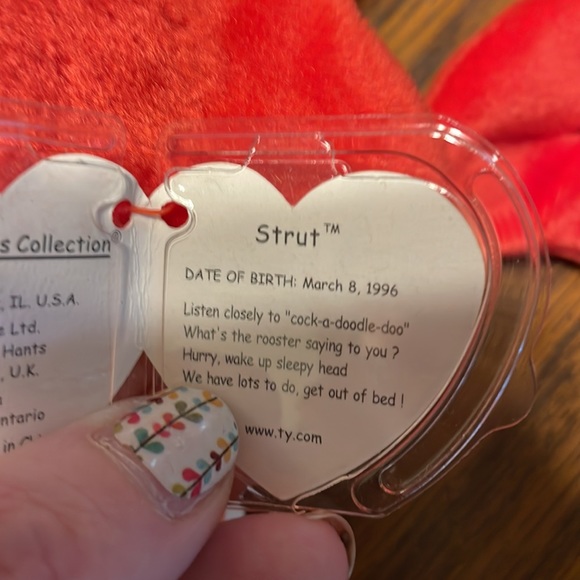 Strut the rooster small ty beanie baby in excellent cod condition tag protected - Picture 6 of 6